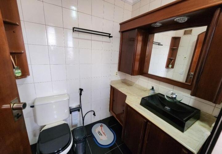 Flat No Hotel Cosmopolitan Com Estacionamento Gratis E Piscina ซันโตส ภายนอก รูปภาพ