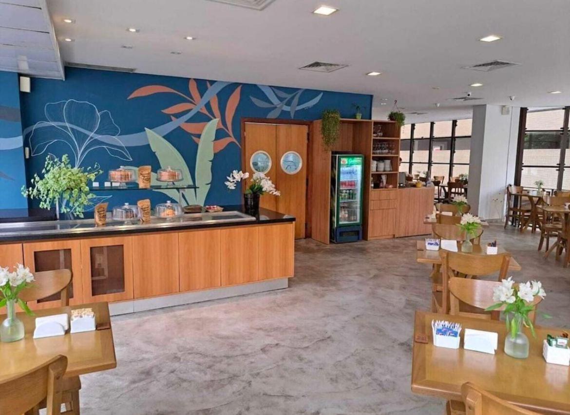 Flat No Hotel Cosmopolitan Com Estacionamento Gratis E Piscina ซันโตส ภายนอก รูปภาพ